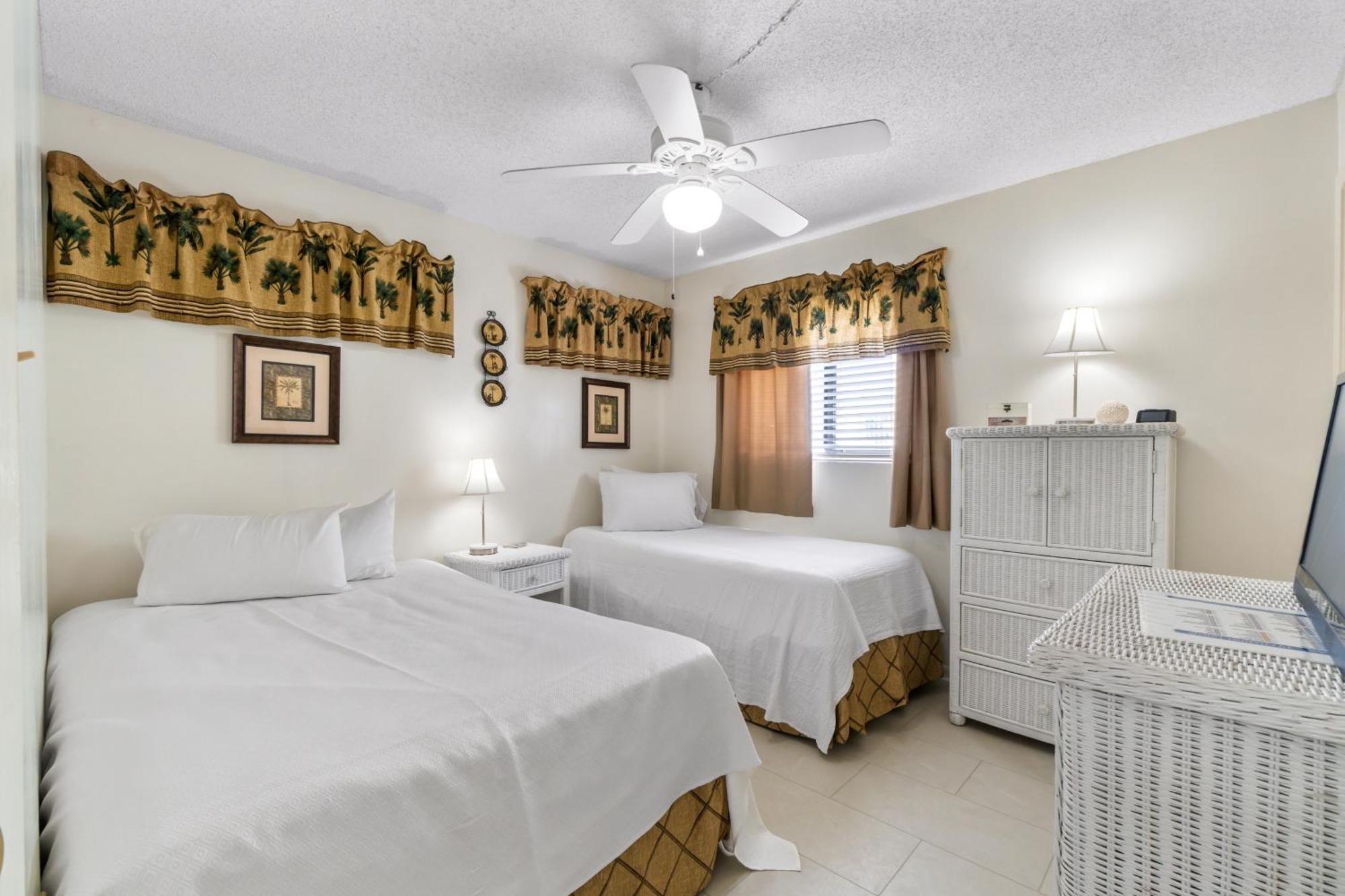 The Gulf Tower Condos Gulf Shores Room photo